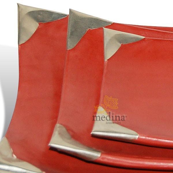 Assiettes tadelakt rectangulaires rouge brique zoom