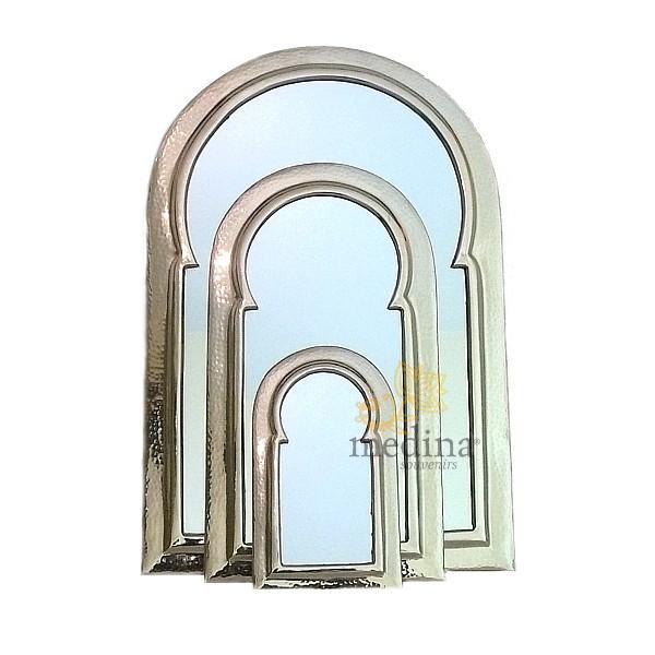 Miroir arcade orienale en métal martelé