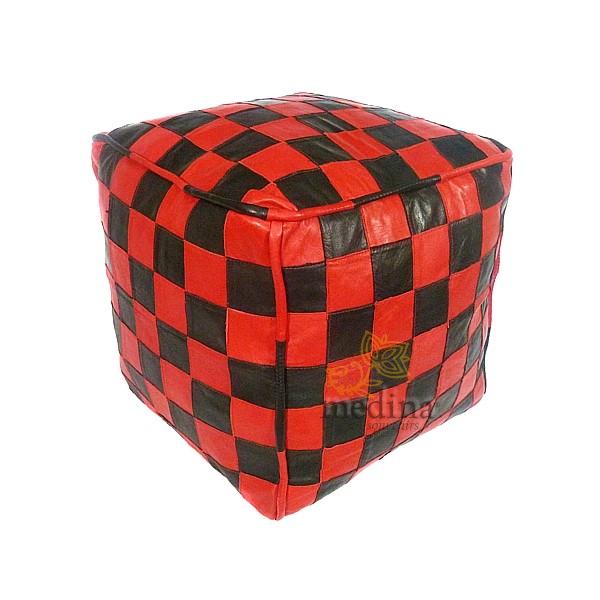 Pouf en cuir rouge et noir design carreaux