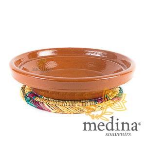Ensemble plat a tajine marocain avec son dessous de plat en osier