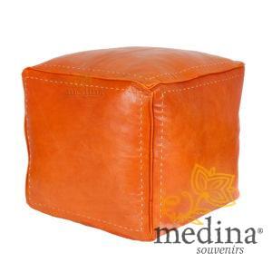 Pouf carré couleur orange en cuir surpiqué, pouf haute qualité entièrement fait main