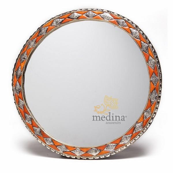 Grand miroir rond orné et décoré couleur corail, miroir fait main