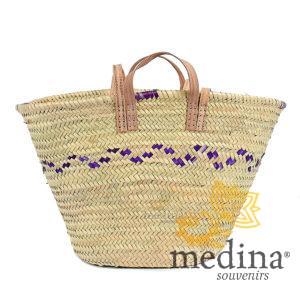 Panier marocain avec poignées en cuir naturel et liseret violet