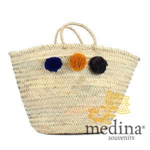 Panier marocain design avec poignées en corde tressée et pompons bleu, or et noir