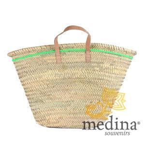 Panier marocain avec poignées plates en cuir naturel et liseret vert sur le flanc