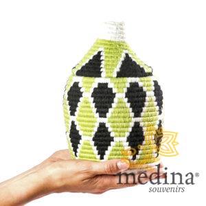 Boite vintage 32 cousue et tissée au fil de laine dans les tons vert et noir